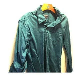 Sweet men's button down. Date night ready.